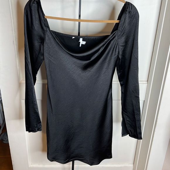 Princess Polly STAR POWER MINI DRESS BLACK Size 2 Nwot - Picture 2 of 9